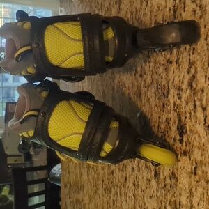 DBX Greenish Yellow Mesh Roller Blades Light Speed 64 mm ABEC 5 size L 5-8